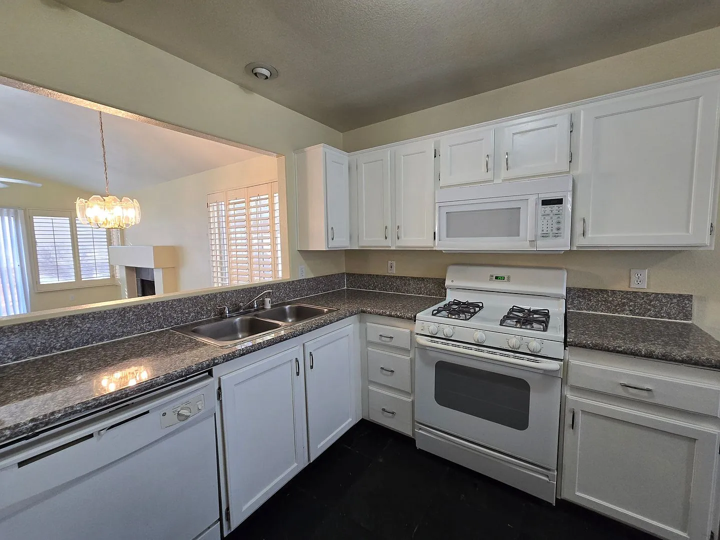 Coming Soon! 2-Bedroom 2-Bathroom Single Story Home in Summerlin, NV — Photo 4