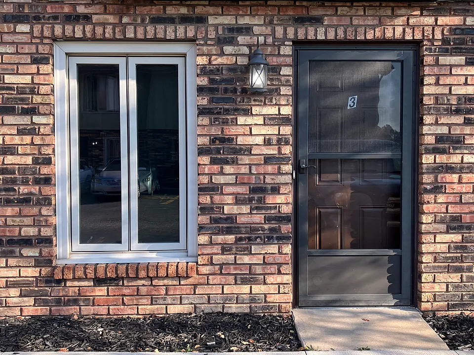 Welcoming private entrance