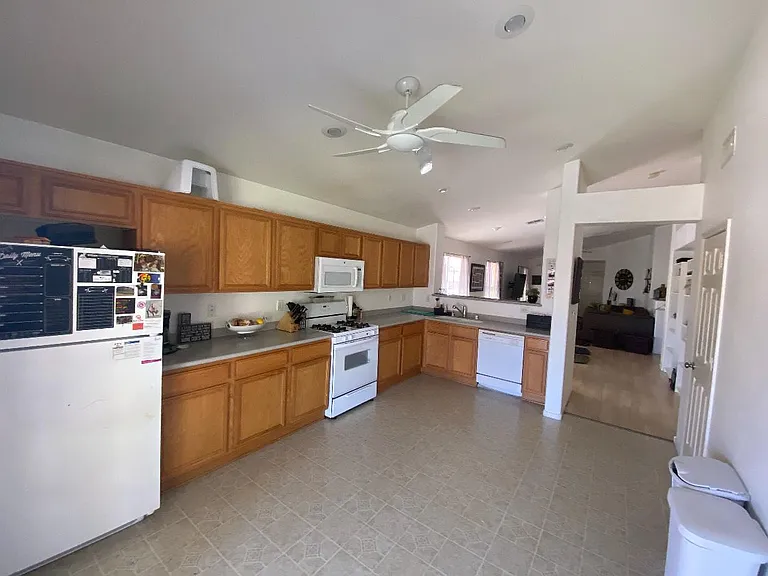 11169 Vivid Ave — Photo 5