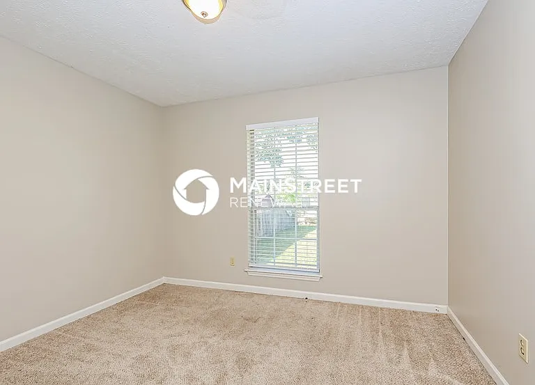 591 Hollandale Rd — Photo 11