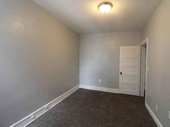 3rd image of 3824 N Gratz St