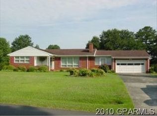 4112 Terrace Dr, Ayden, NC 28513