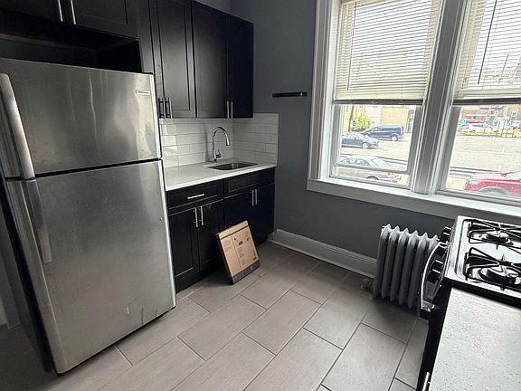 2nd image of 251-255 Lafayette Ave #5