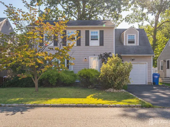 46 Chase Ave, Avenel, NJ 07001