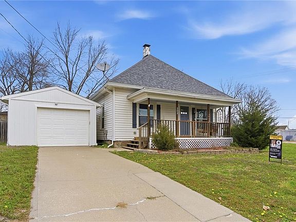 4th image of this home