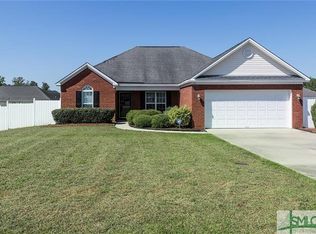 112 Auburn Cir, Glennville, GA 30427