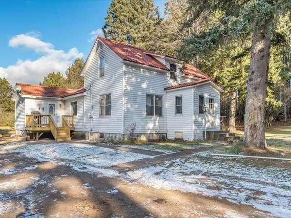 5661 Saint Louis River Rd, Hermantown, MN 55810