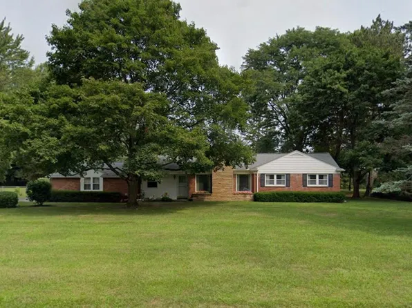 2926 Hylane Dr, Troy, MI 48098