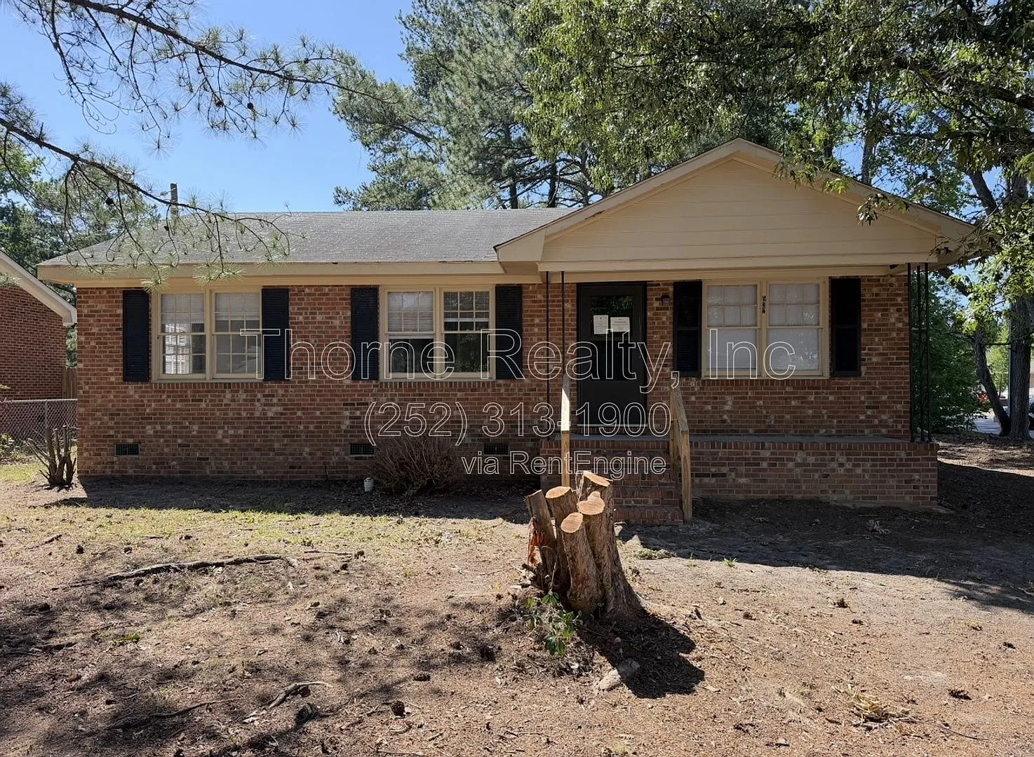 3 bed, 1.5 bath, 1068 sqft, $1,150 — Photo 1