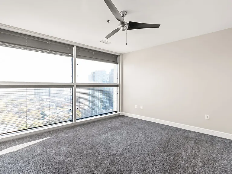 333 W Trade St #2502 — Photo 23