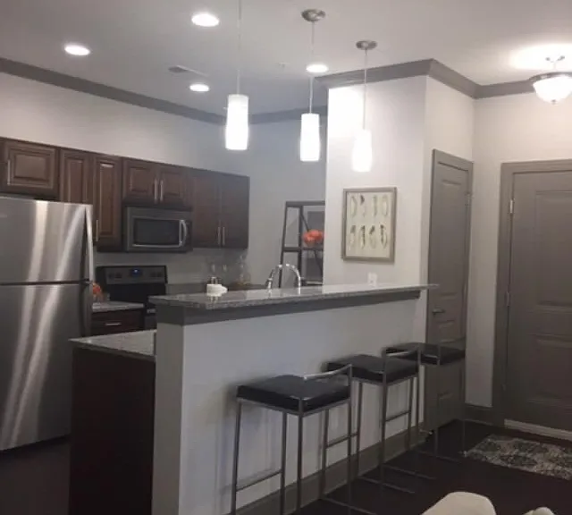 Larkspur Pointe Apartments — Photo 7