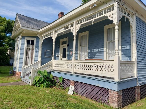108 N Ann St