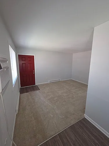 5213 Kennebeck Ave #4 Photo 1