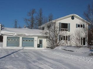 432 Main St, Smooth Rock Falls, ON P0L2B0