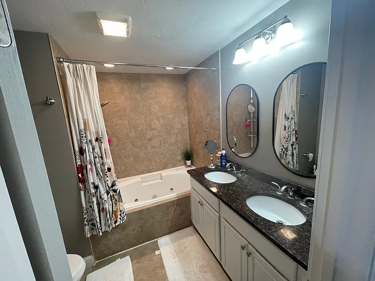 119 Afra Dr — Photo 4