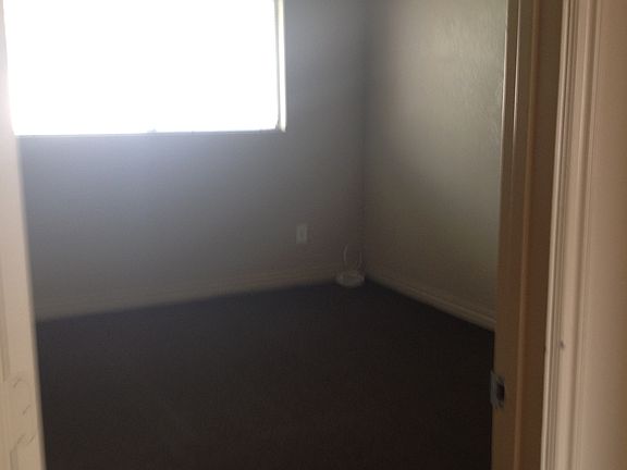 2nd image of 1460 E Davidson St APT A