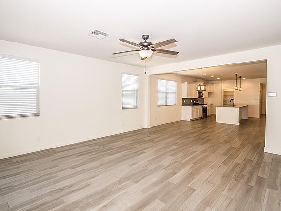 4th image of 36245 N Urika Dr