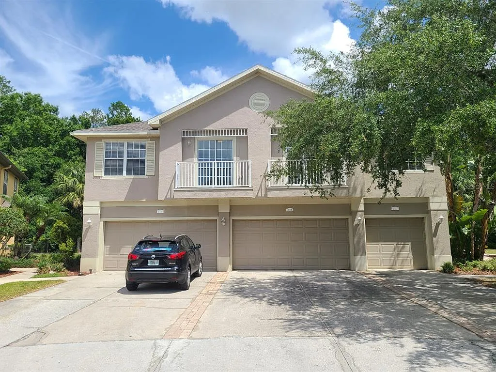 2 bed, 2.0 bath, 1176 sqft, $1,750 — Photo 2