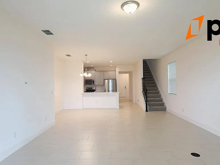7896 Syracuse Dr — Photo 14