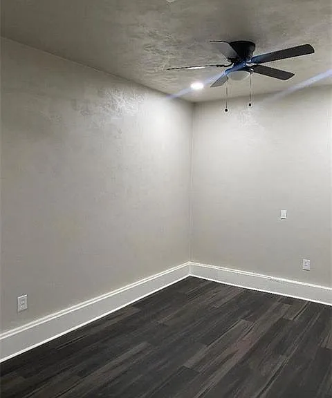 801 Hickory St — Photo 10