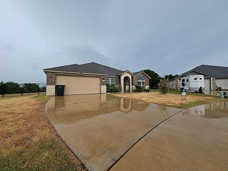 5010 Charles Loop — Photo 2
