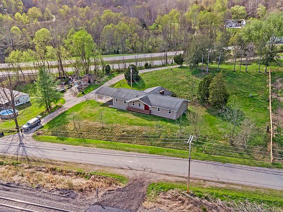 4th image of 18 Oriole Ln
