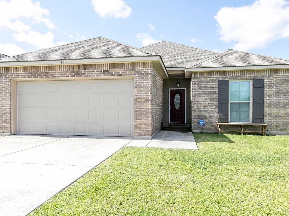 1st image of 400 Clay Ridge Dr