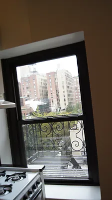 Rented by LEE & ASSOCIATES NYC RESIDENTIAL LLC | media 5