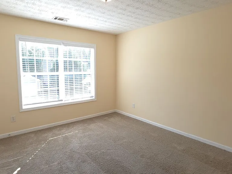 465 Little Creek Rd — Photo 11
