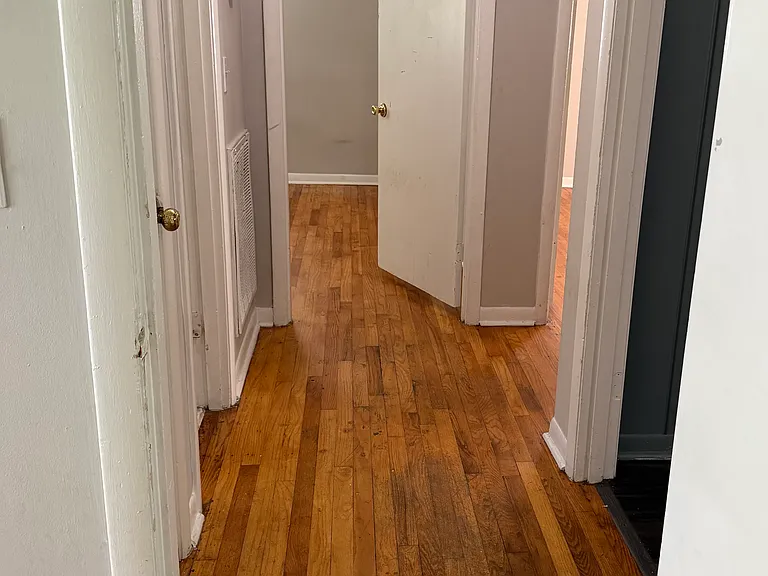 1012 Bradyville Pike — Photo 4