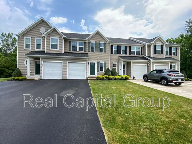 4275 Arthur Ct — Photo 2