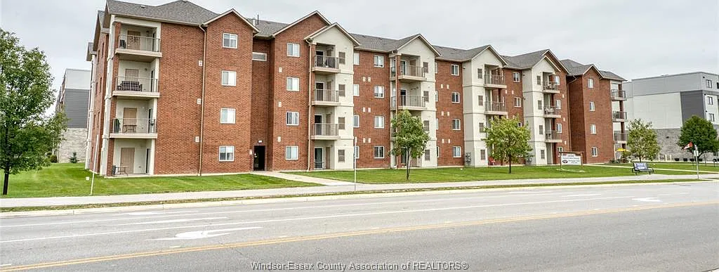 Heritage Park Villas — Photo 1