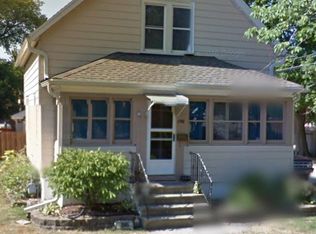 2005 42nd St, Kenosha, WI 53140