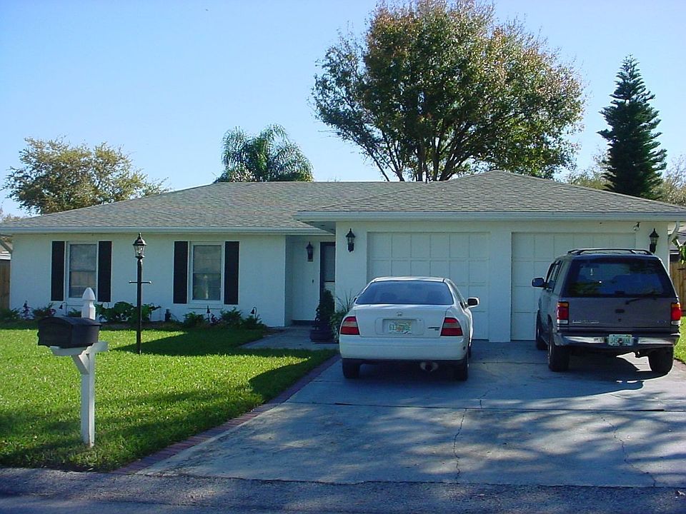 2nd image of 141 Audubon Rd