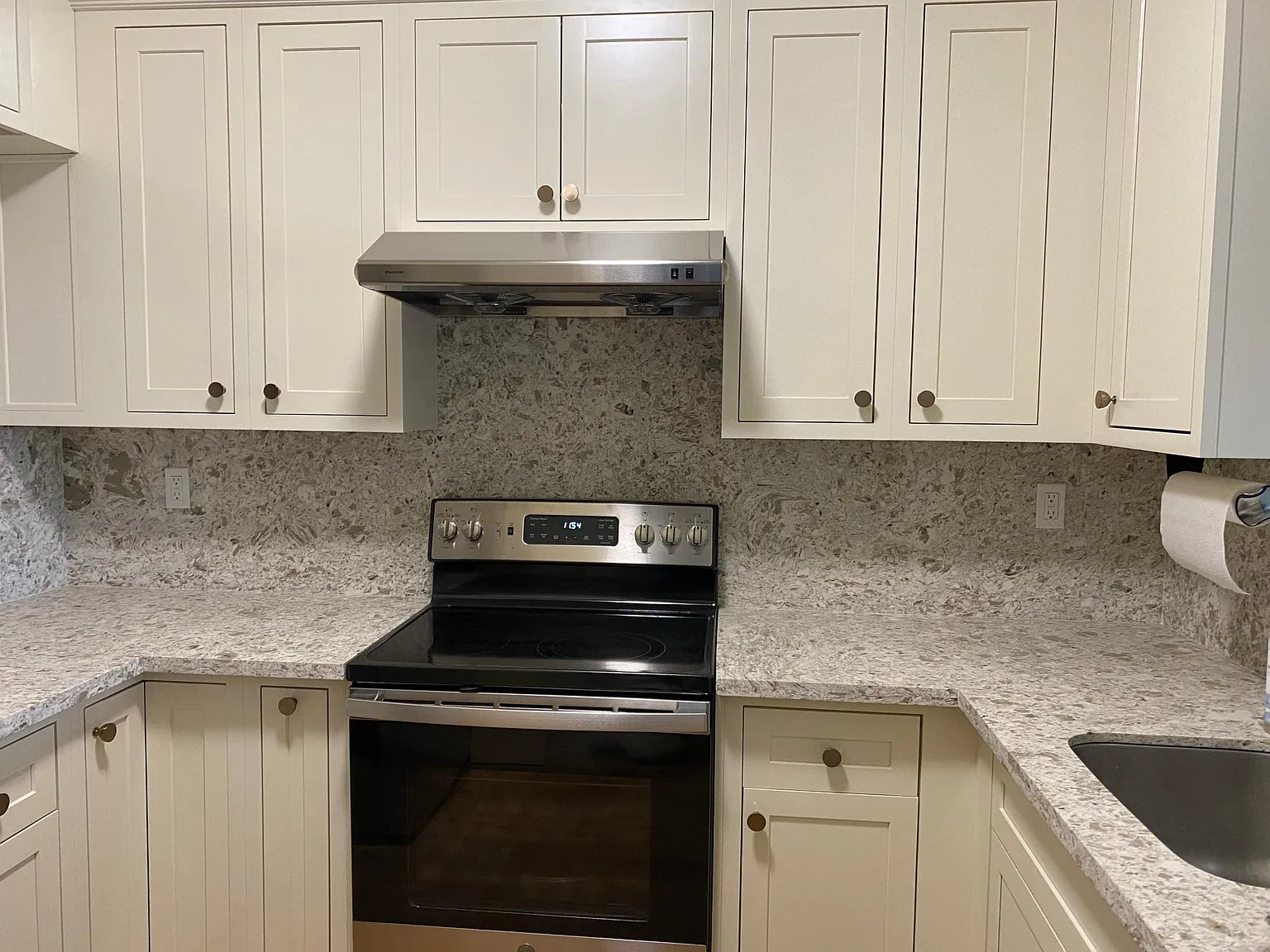 4685 Albany Cir — Photo 4
