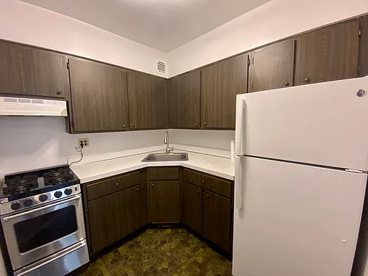 Rented by Irving Properties of New York, LLC | media 6