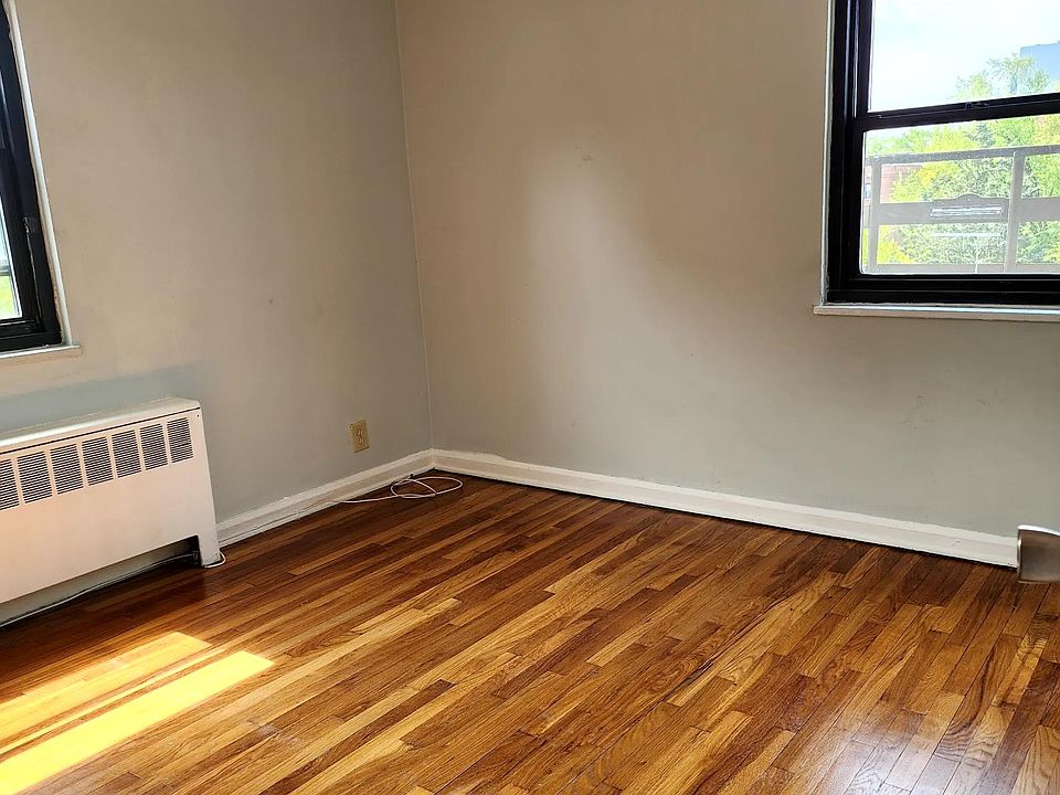 2337 Hudson Ter Fort Lee NJ Zillow