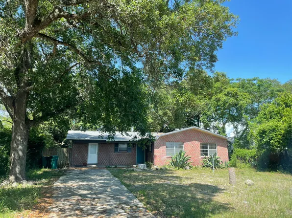 96 Monahan Dr, Fort Walton Beach, FL 32547