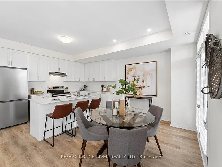 6 Esquire Way — Photo 12