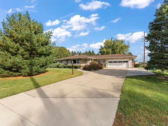 5th image of 700 E 69th Ave