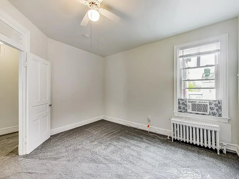 137 R St NE — Photo 19