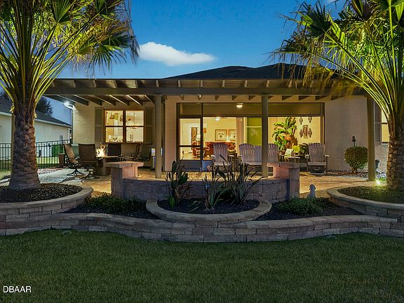 4th image of 9527 SW 70th Loop