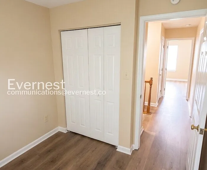 7345 Rhondda Dr — Photo 20