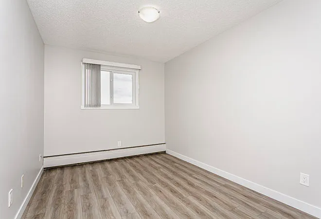 Southdale Park Apartments Edmonton — Photo 4