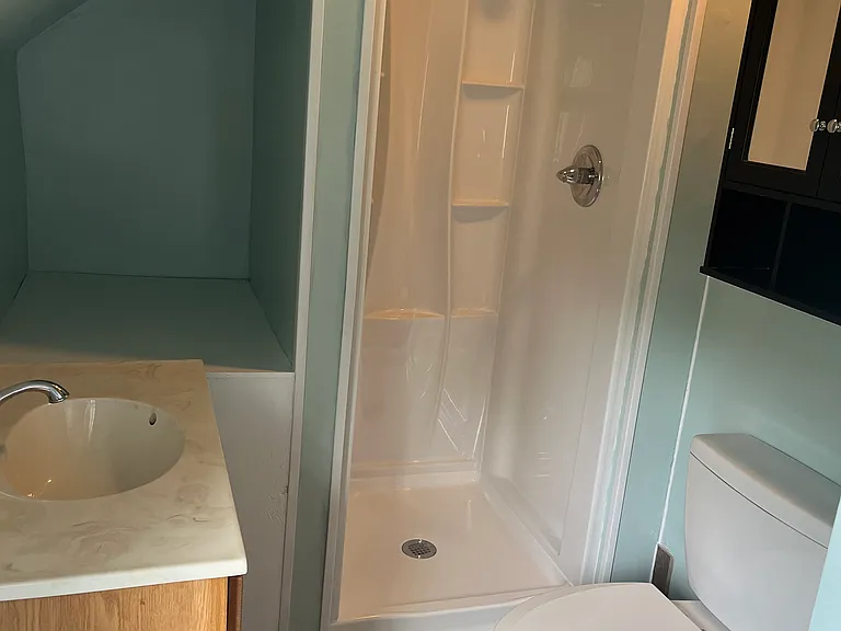 221 Warren Ave — Photo 18