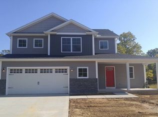 2562 Dinius Acres Dr, Tecumseh, MI 49286