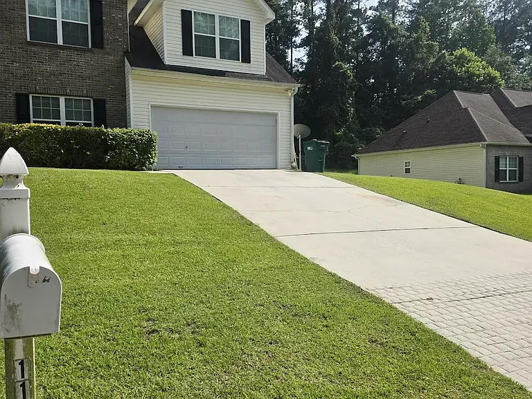 1170 Cliftwood Dr — Photo 34
