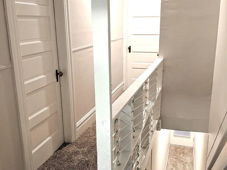418 E 1st Ave #418 — Photo 9