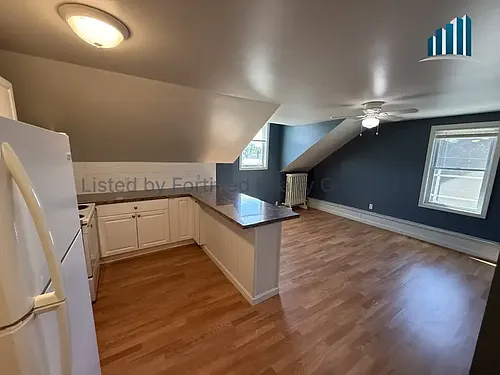 550 Maple St #3F Photo 1