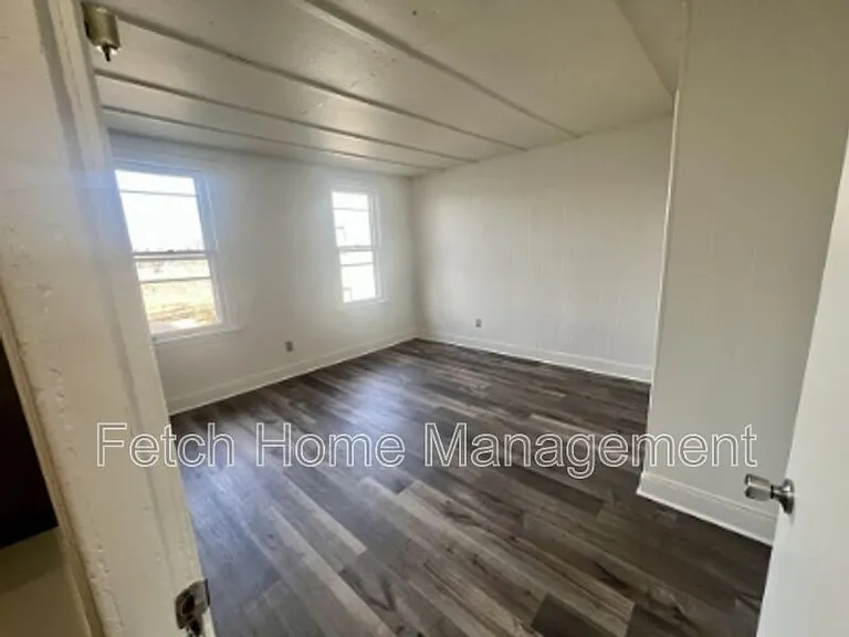 113 Arch St — Photo 10